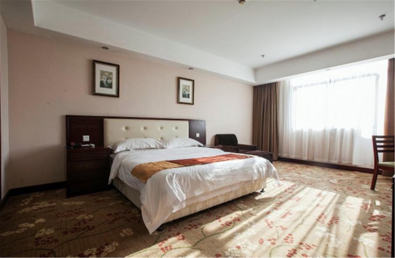 Vienna 3 Best Hotel Shanghai Expo Sanlin Екстериор снимка