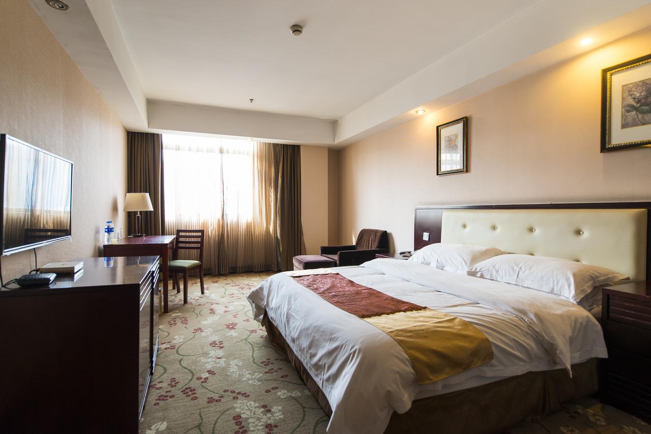 Vienna 3 Best Hotel Shanghai Expo Sanlin Екстериор снимка