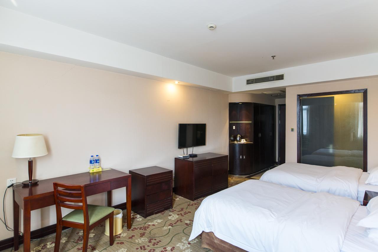 Vienna 3 Best Hotel Shanghai Expo Sanlin Екстериор снимка