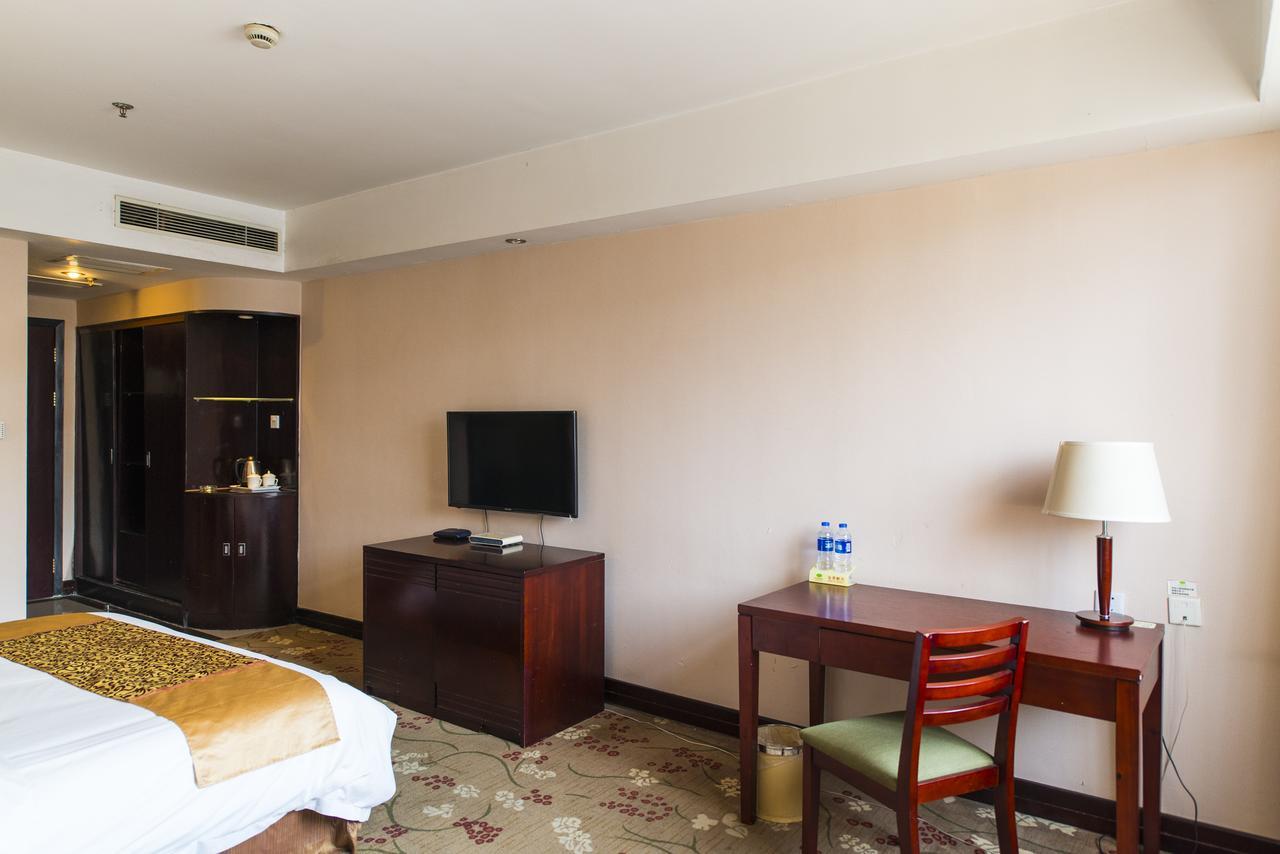 Vienna 3 Best Hotel Shanghai Expo Sanlin Екстериор снимка