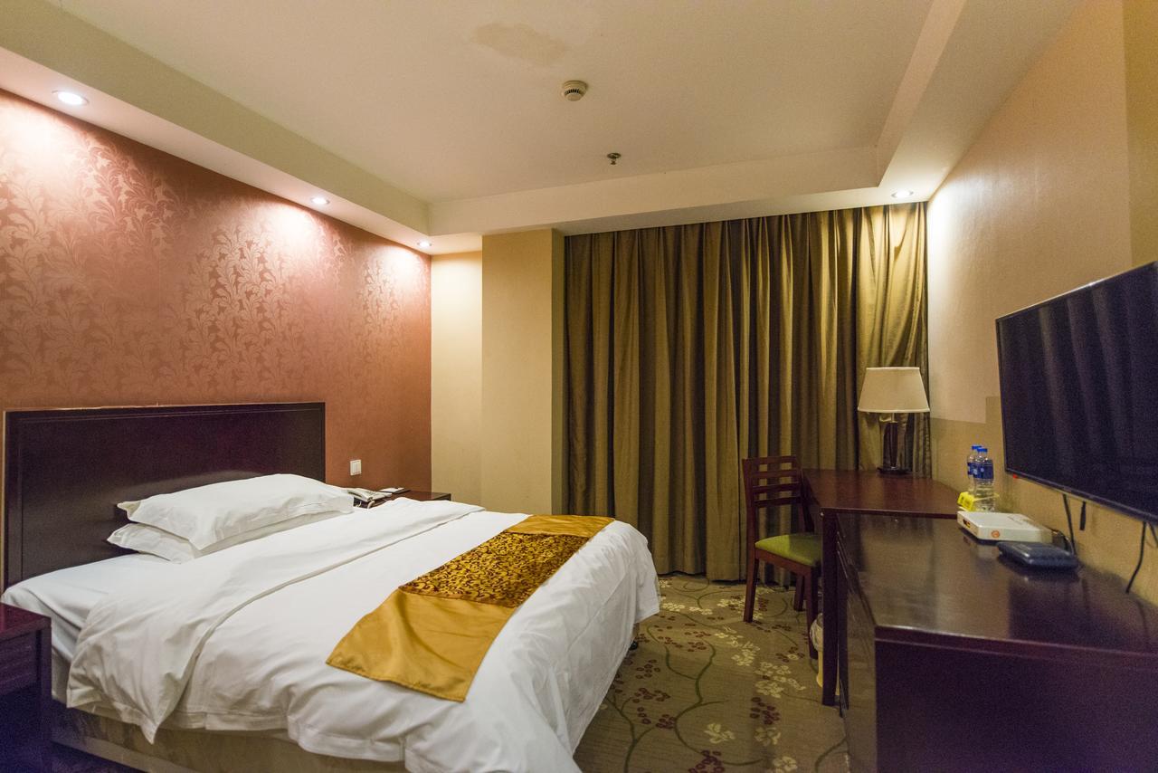 Vienna 3 Best Hotel Shanghai Expo Sanlin Екстериор снимка