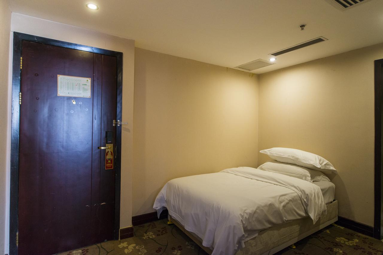 Vienna 3 Best Hotel Shanghai Expo Sanlin Екстериор снимка