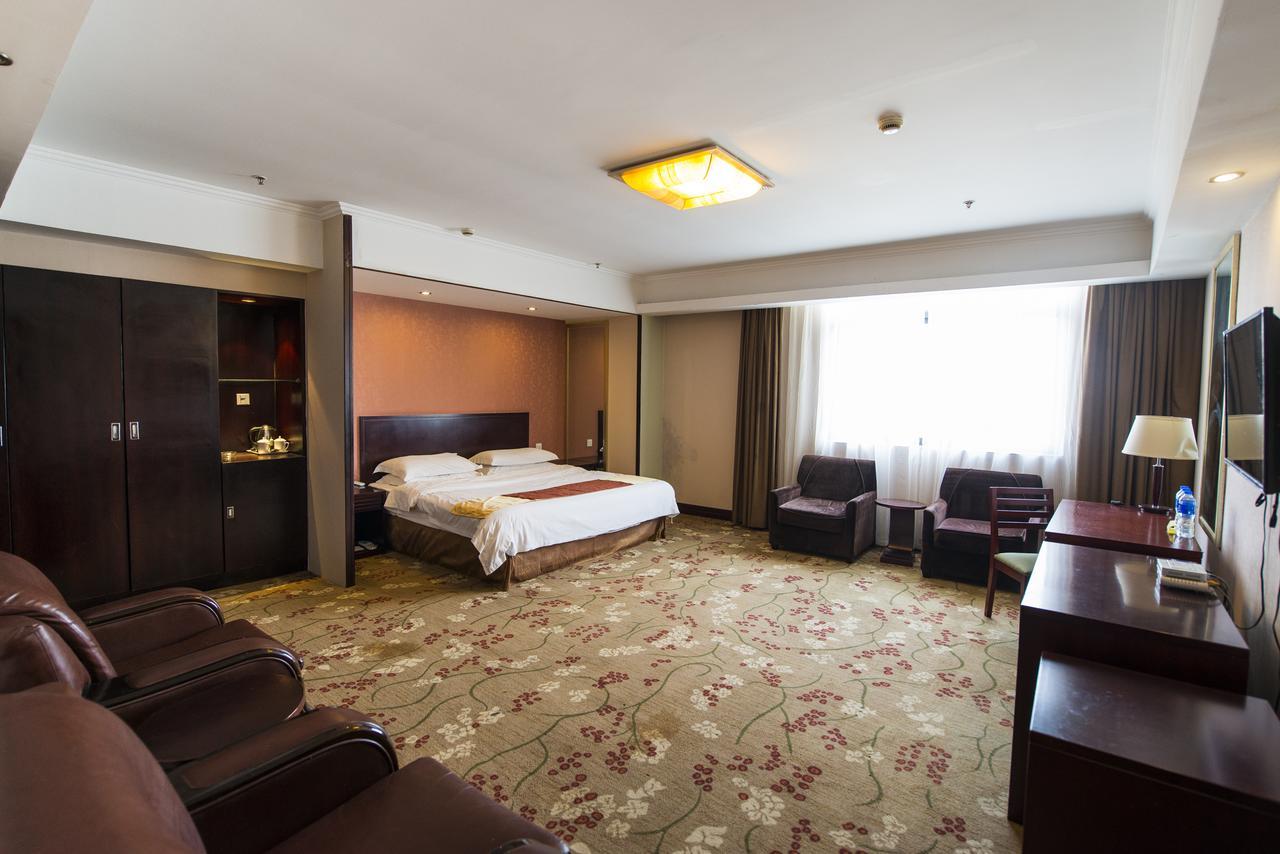 Vienna 3 Best Hotel Shanghai Expo Sanlin Екстериор снимка