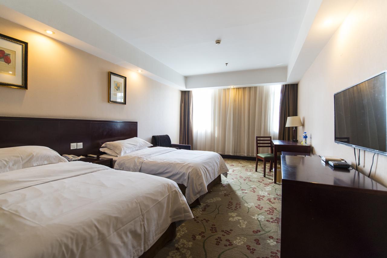 Vienna 3 Best Hotel Shanghai Expo Sanlin Екстериор снимка