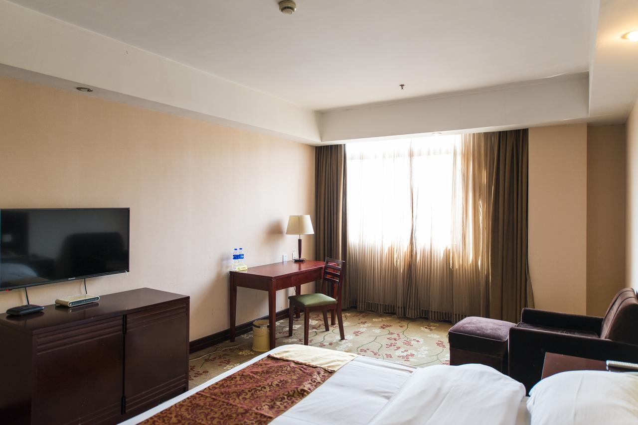 Vienna 3 Best Hotel Shanghai Expo Sanlin Екстериор снимка