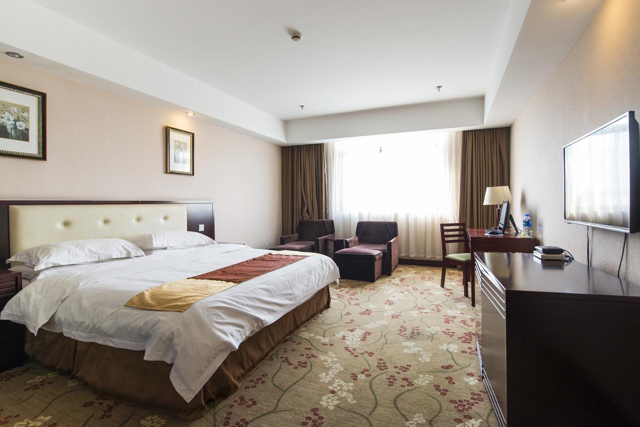Vienna 3 Best Hotel Shanghai Expo Sanlin Екстериор снимка