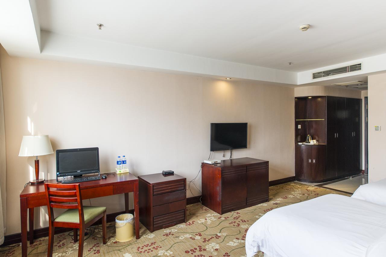 Vienna 3 Best Hotel Shanghai Expo Sanlin Екстериор снимка