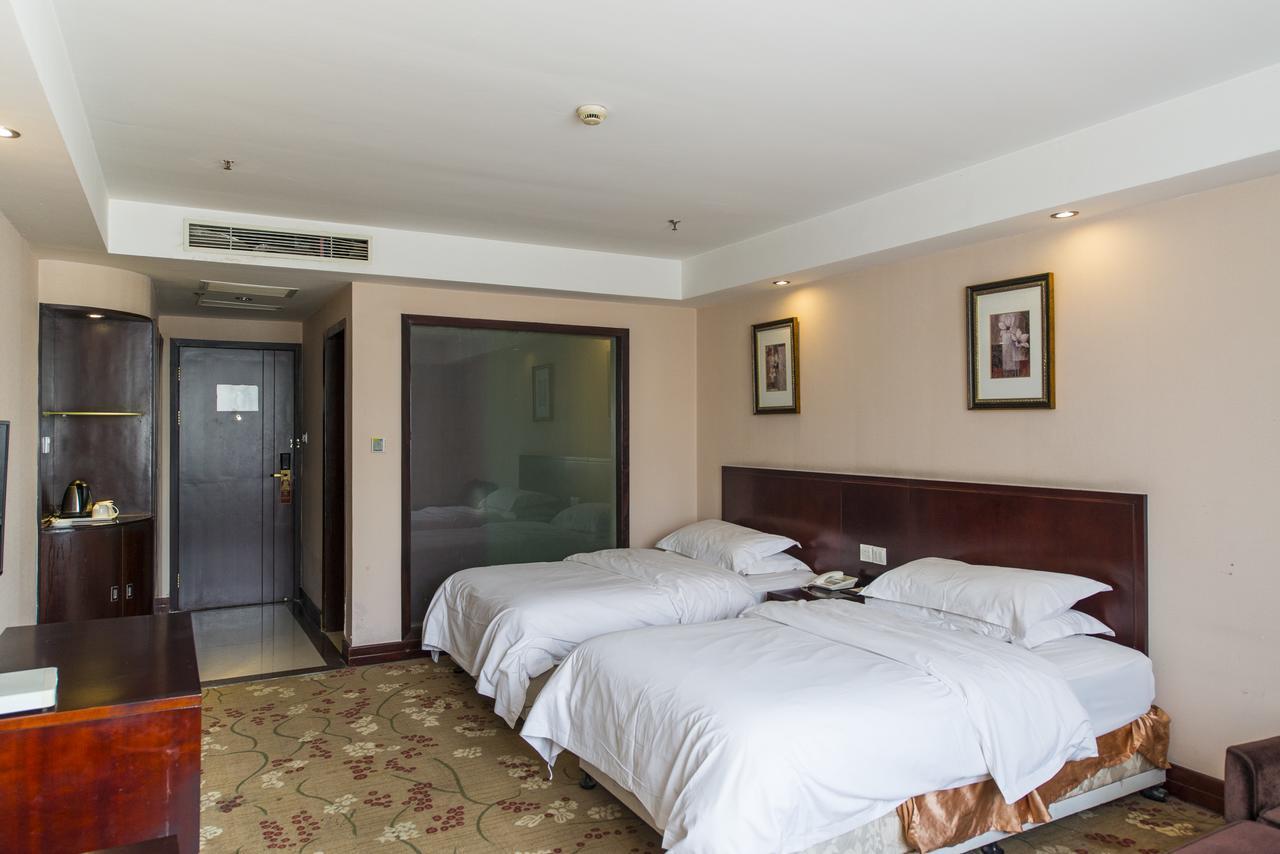 Vienna 3 Best Hotel Shanghai Expo Sanlin Екстериор снимка