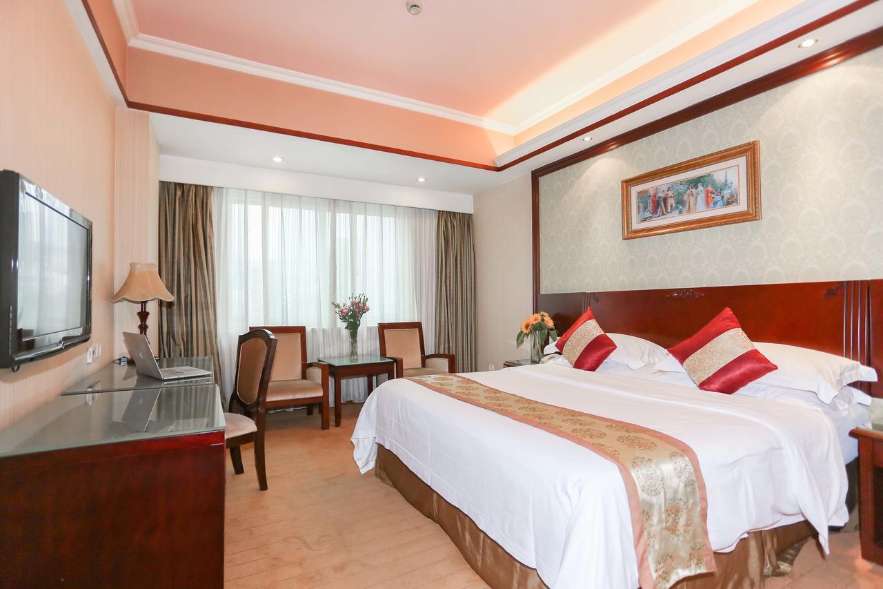 Vienna 3 Best Hotel Shanghai Expo Sanlin Екстериор снимка