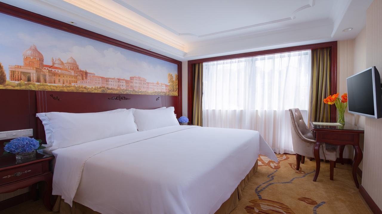 Vienna 3 Best Hotel Shanghai Expo Sanlin Екстериор снимка