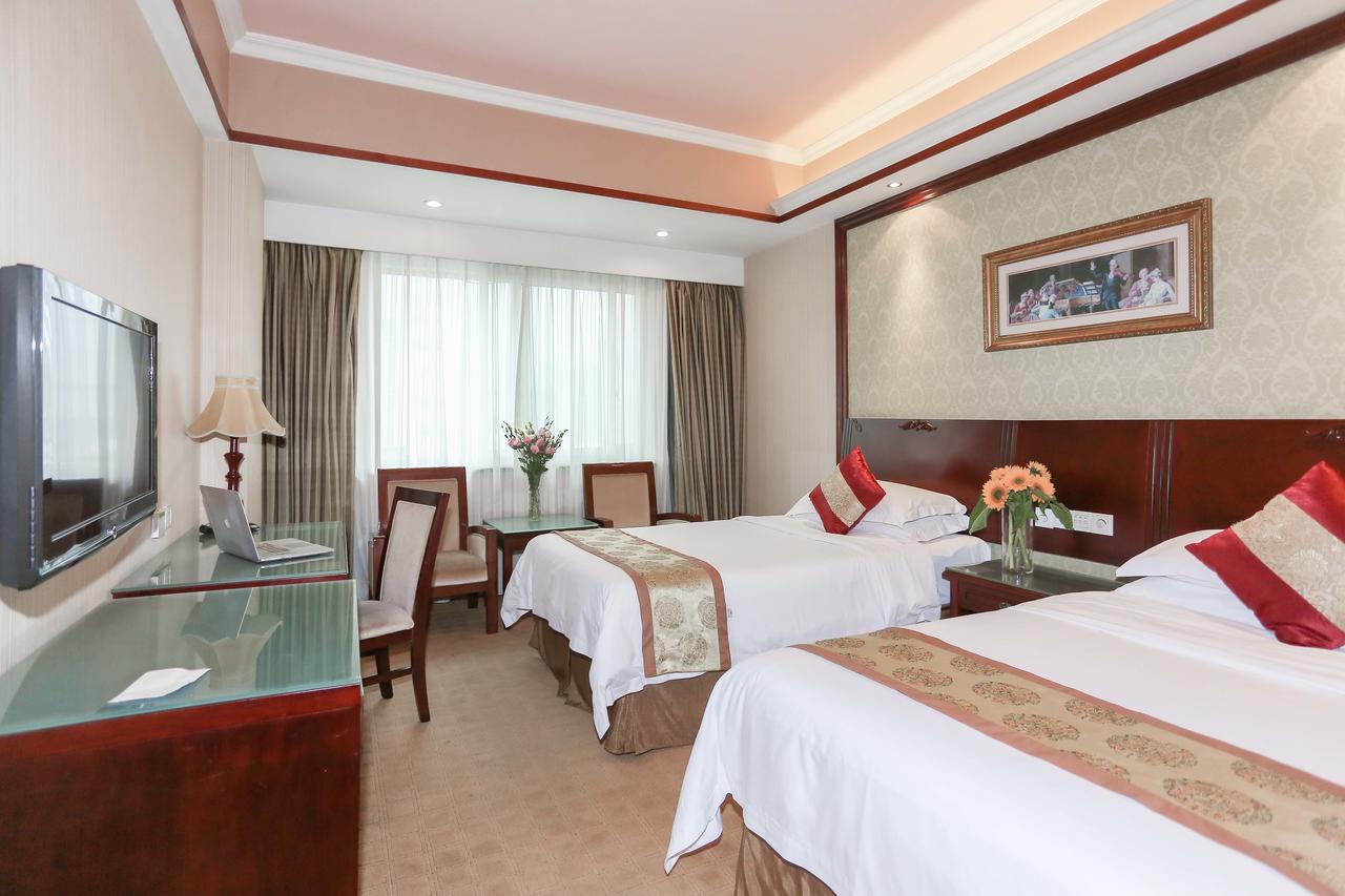 Vienna 3 Best Hotel Shanghai Expo Sanlin Екстериор снимка
